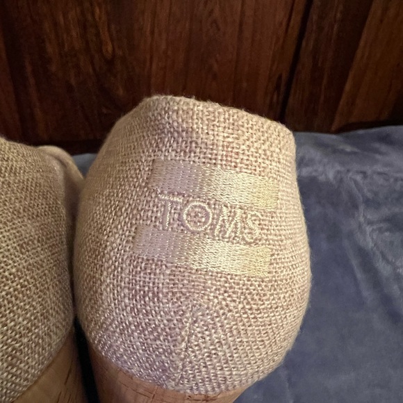 Toms Wedge Peep Toe Pump, womens size 8, excellent condition - Picture 5 of 10